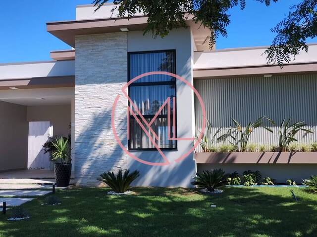 #219 - Casa em condomínio para Venda em Porangaba - SP